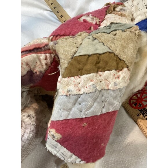 Vintage Folk Art Primitive Santa Claus Hand Made From A Quilt Patchwork Signed - Picture 15 of 16